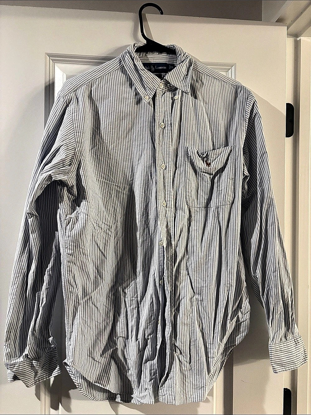 Ralph Lauren Classic Fit Striped Button Down in Blue & White Size Small